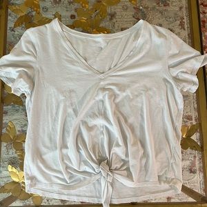 Lululemon crop tshirt size 6